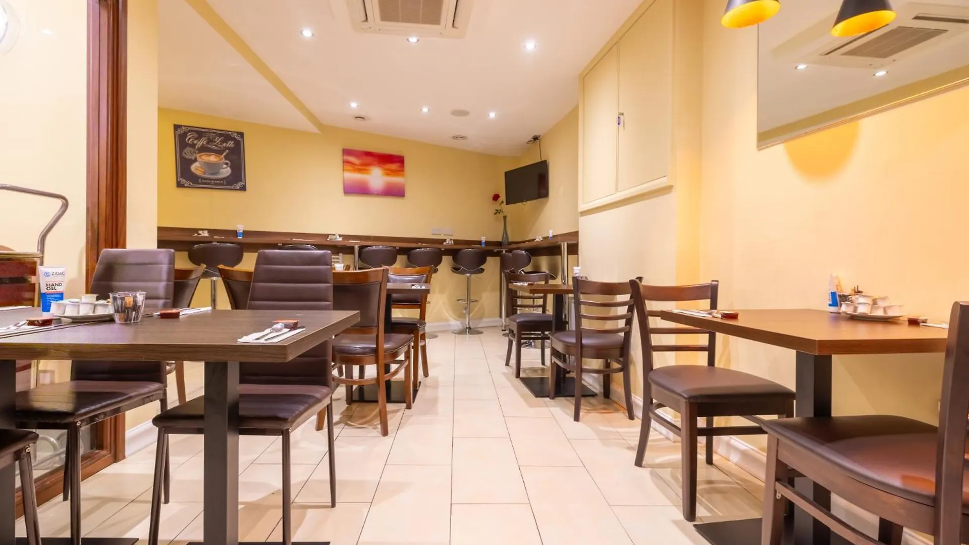 The Shoreditch Inn London 3*,